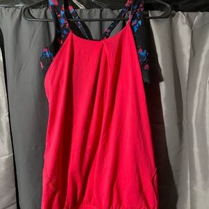 Lululemon Tank top Built In Bra Racer Back Size 6